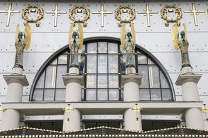 Kostel Am Steinhof (kostel Leopld) navržený Otto Wagnerem, Vídeň, Rakousko (foto)