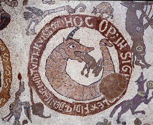 Reprezentace Leviatana v podobě krokodýla ztělesňujícího Satana držícího v tlamě zajíce představujícího lidskou bytost. Mozaika Pantaleone, kněz a mozaika. 1163-1166. Centrální loď katedrály Otranto (Otranto), Itálie ©Luisa Ricci od Pantaleon Pantaleon