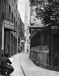 Huggin Lane, Londýn, 1926-1927.