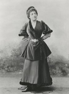 Portrét Juliette Girardové, kolem roku 1900