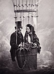 Paul Nadar a jeho manželka v koši balónu (horkovzdušný balón) (č/b foto)