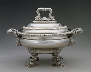 Polévka Tureen