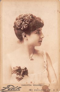Carlotta Brianza od Photo studio Benjamin J. Falk