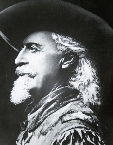 Buffalo Bill (1846-1917) (černobílá fotografie) od Photographer American