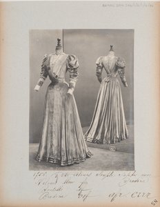 Stránka alba: House of Worth, Dress od Photographer French