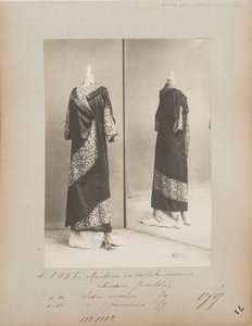Stránka alba: House of Worth, Evening Coat od Photographer French