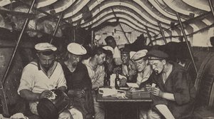 Ubikace posádky na palubě německé ponorky (černobílá fotografie) od Photographer German