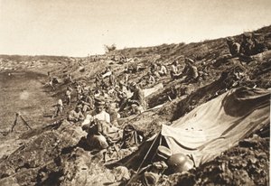 Německý pěší prapor v záložní pozici, během postupu severně od Focsani, srpen 1917 (čb foto) od Photographer German