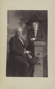 Graf Ferdinand von Zeppelin, německý konstruktér a konstruktér vzducholodí, a jeho manželka Isabella (černobílá fotografie) od Photographer German