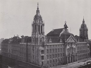 Okresní soud v Neue Friedrich-Strasse (černobílá fotografie) od Photographer German