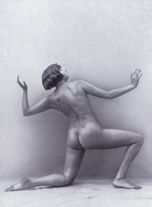 Krásné tělo, tělesná kultura pro ženy (černobílá fotografie) od Photographer German