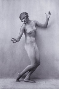 Krásné tělo, tělesná kultura pro ženy (černobílá fotografie) od Photographer German