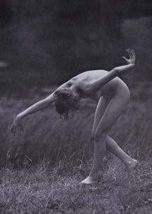 Krásné tělo, tělesná kultura pro ženy (černobílá fotografie) od Photographer German
