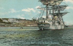 Německá bitevní loď v Cork Harbour, Irsko (foto) od Photographer Irish