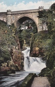 Irsko: Poulaphouca, hrabství Wicklow (barevné foto) od Photographer Irish