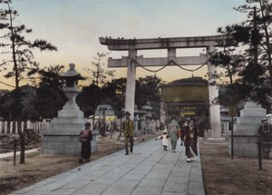 Japonsko, K. 1912: Svatyně Nanak, Kabe (foto) od Photographer Japanese