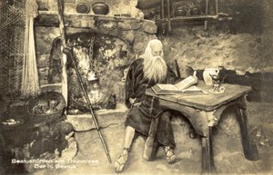 Postava svatého Beáta, Beatuské jeskyně, Beatenberg, Švýcarsko (čb fotografie)