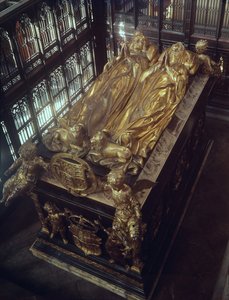 Hrobka Jindřicha VII (1457-1509) a jeho manželky Alžběty z Yorku, 1518 (bronz)