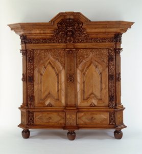 Skříň, z Gdaňska, cca 1730 (dřevo)