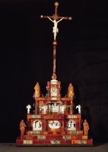 Přenosný oltář, dílna Michaela Redlina, Gdaňsk (dřevo, jantar a slonovina)