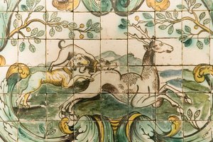 Majolikové dlaždice zobrazující psy honící jelena z Lovecké místnosti v Palacio da Praia, Belem, kolem roku 1680 (keramika) od Portuguese School