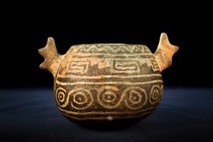 Kulovitá keramika se zoomorfním dekorem / Předkolumbovské umění (terakota) od Precolombian Precolombian