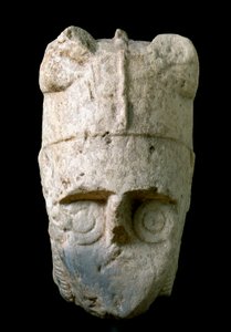 Hlava lukostřelce s rohatým helmutem (miles cornutus), z Monte Prama (Cabras), konzervované v Národním archeologickém muzeu v Cagliari od Prehistoric Prehistoric