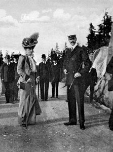 Norský král Haakon VII 1872-1957 s manželkou královnou Maud 869-1938, 1908.