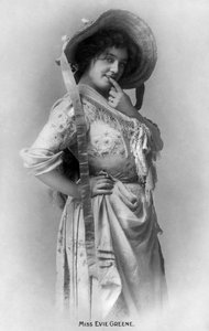 Evie Greene 1876-1917, anglická herečka, 1905.
