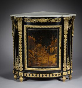 Rohová skříň, cca 1765-1770 (ebenová dýha, japonský lak, pozlacené bronzové úchyty) od Rene Dubois