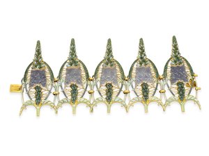Secesní náramek „Speedwell“, cca 1900 (sklo, smalt a zlato) od Rene Jules Lalique