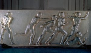 Panel sportovců ze skla od Rene Jules Lalique