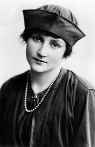 Fay Compton 1894-1978, anglická herečka, začátek 20. století.