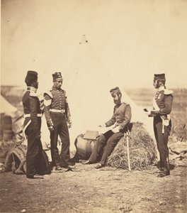Kapitán Walker z 30. pluku čte všeobecné rozkazy. od Roger Fenton