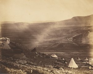 Jezdecký tábor, pohled směrem na Kadikoi. od Roger Fenton