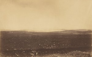Dálkový pohled na Sevastopol s linií Gordonovy baterie. od Roger Fenton
