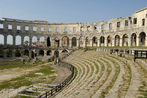 Amfiteátr Pula, Chorvatsko od Roman
