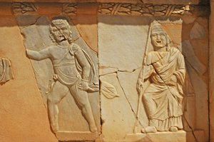 Basreliéfy na Proscénium římského divadla, Sabratha, Libye, 2. století našeho letopočtu od Roman