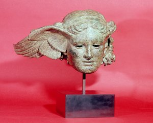 Hlava Hypnos, nebo Spánek, kopie helénistického originálu, 1.-2. století našeho letopočtu (bronz)