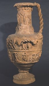 Hydra zdobená reliéfem, Falierii (hlína)
