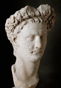 Mramorová hlava římského císaře Domitiana (51-96 n. l.) Řím, Národní římské muzeum - Mramorová hlava římského císaře Domitiana (51-96 n. l.). Mramor. Národní muzeum Romano, Řím, Itálie od Roman