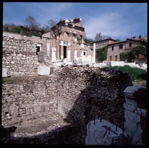 Římské umění: pohled na hlavní město (capitolium), 73 n. l., Brescia, Itálie od Roman