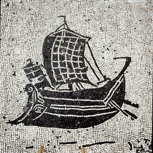Loď Sabratha se vrací do přístavu Ostia (mozaika od Roman