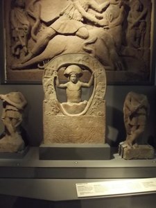 Narození Mithras z Mithraeum v Housesteads, 3. století našeho letopočtu