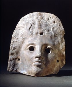 Maska pro tragédie v římské době. Muzeum schodiště. Milán od Roman Roman