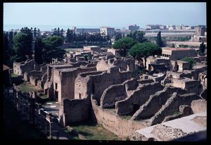 Panoramatický pohled na archeologické naleziště, 5. století před naším letopočtem-1. století našeho letopočtu od Roman Roman