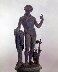 Římské umění: socha Apollóna v bronzu. Muzeum římských starožitností v Římě od Roman Roman