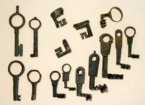 Výběr klíčů (bronz) od Roman Roman