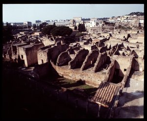 Vykopávky v jižní oblasti, 5. století před naším letopočtem – 1. století našeho letopočtu od Roman Roman