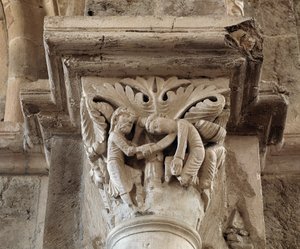 Smrt Kaina (vytesané hlavní město) od Romanesque